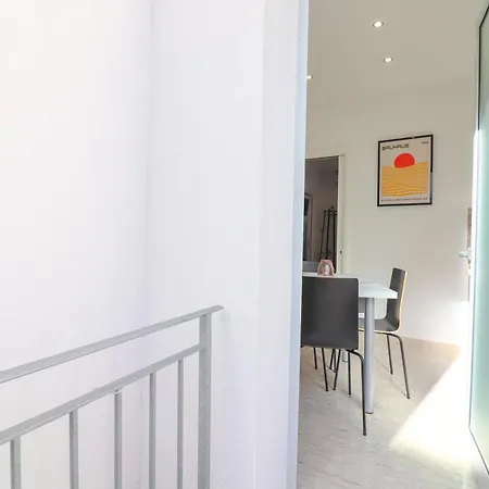 Malikas House Apartment *